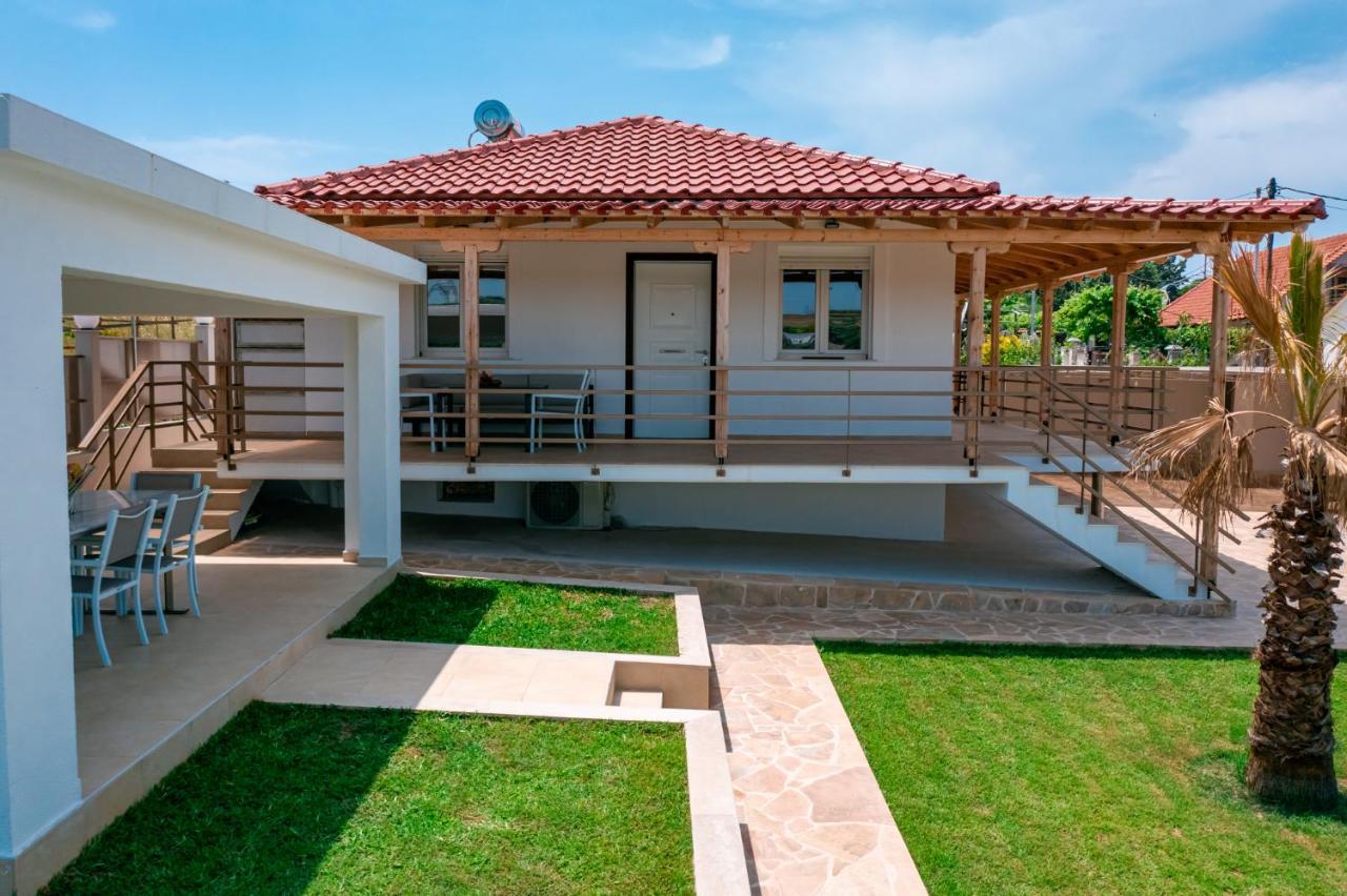Villa Liana , Private Villa With Pool And Garden Vergia Экстерьер фото